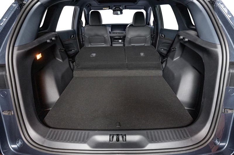 new ford territory load space
