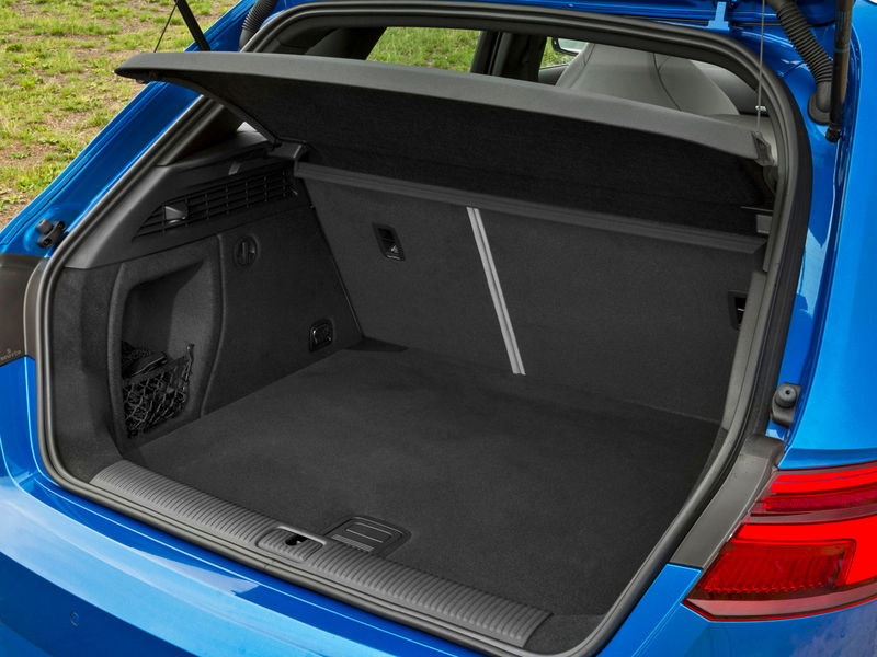 Audi RS3 Sportback luggage compartment
