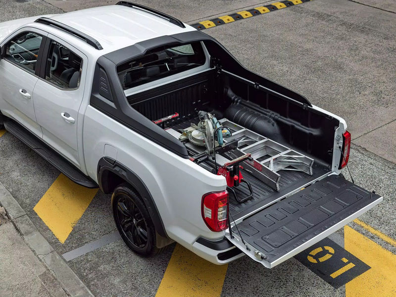 LDV T60 load tray