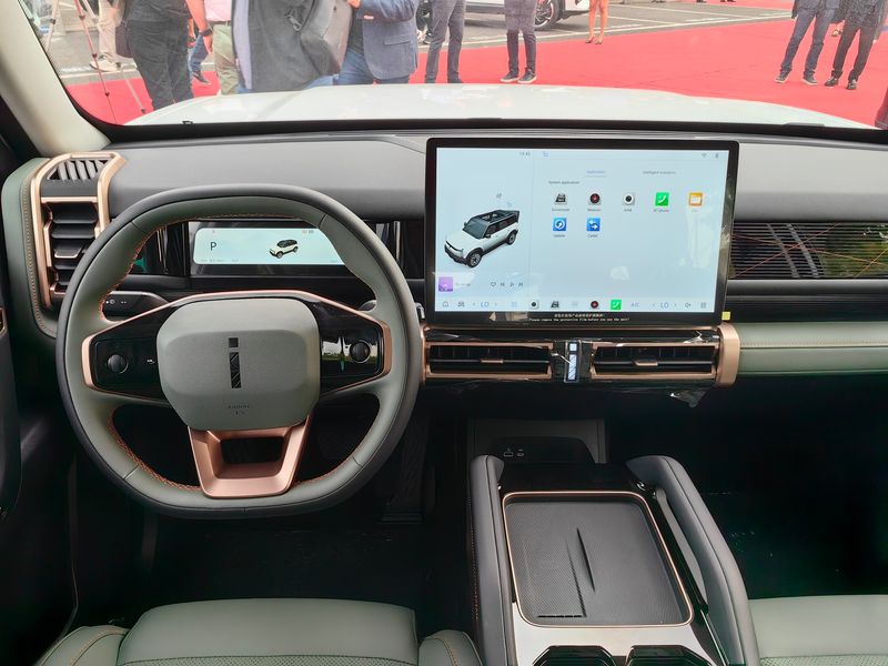Jaecoo J6 interior