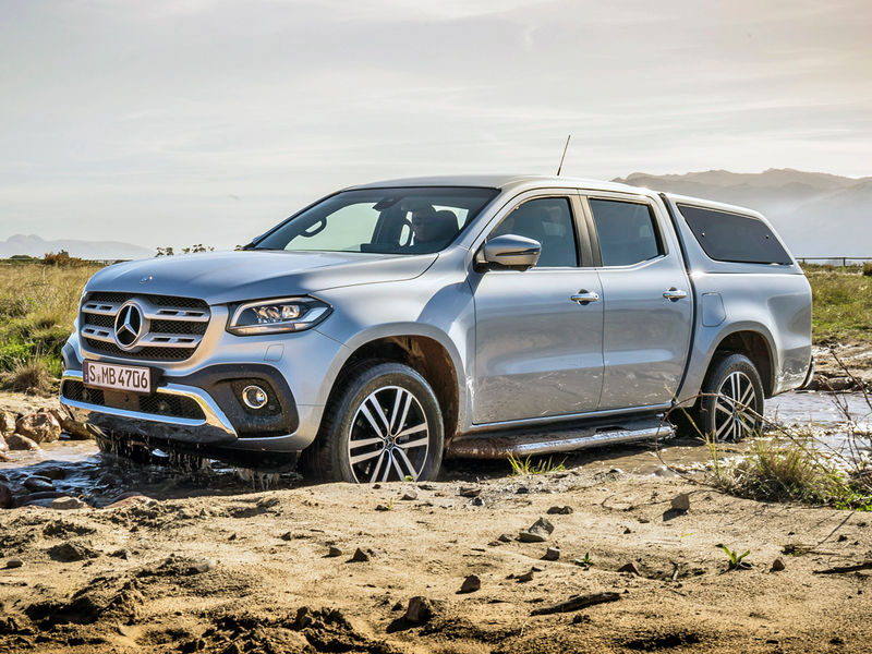 Mercedes-Benz X-Class with canopy