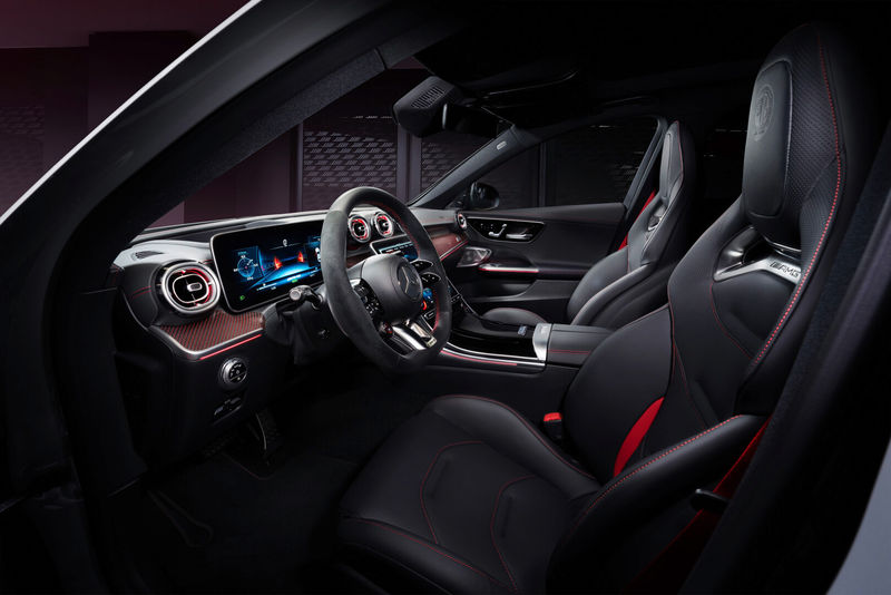 Mercedes-AMG C63 S F1 Edition interior