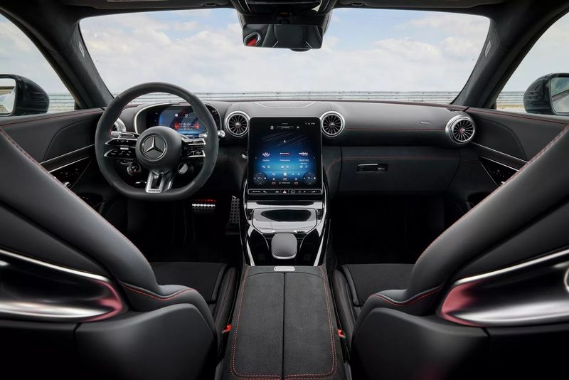 Mercedes-AMG GT 63 Pro interior