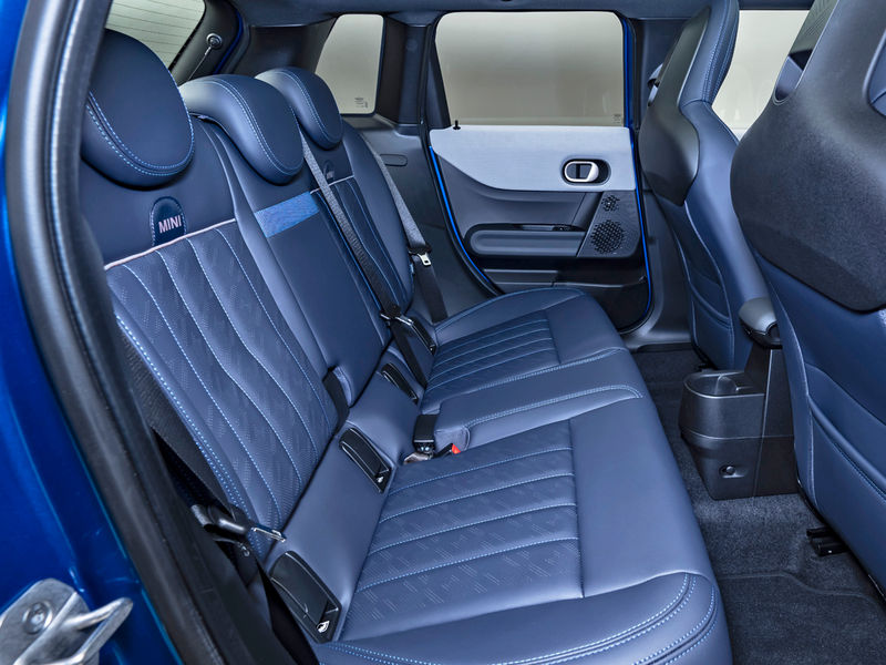 Mini Cooper 5-Door rear seats