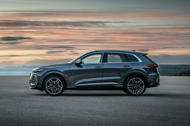 2025 Audi Q5 profile view