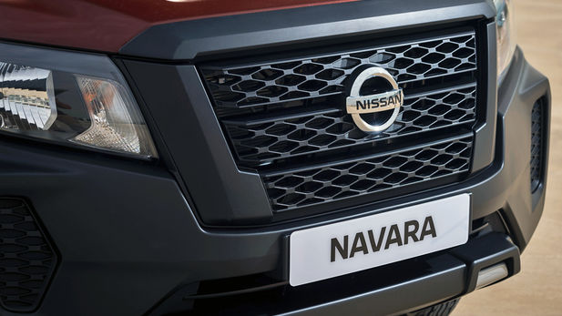 Nissan Navara double-cab entry point to drop by R50k