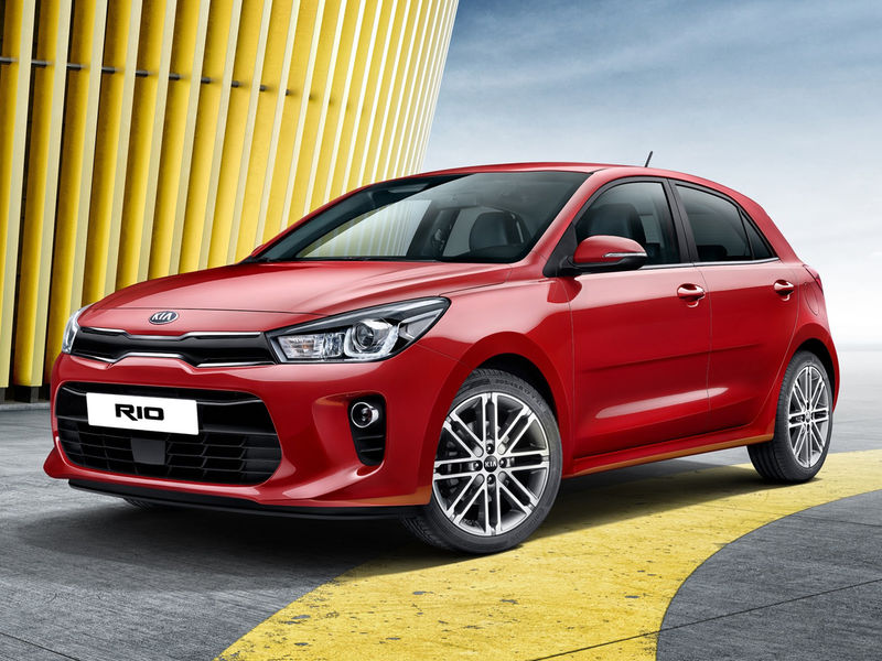 4th-gen Kia Rio front three-quarter view 