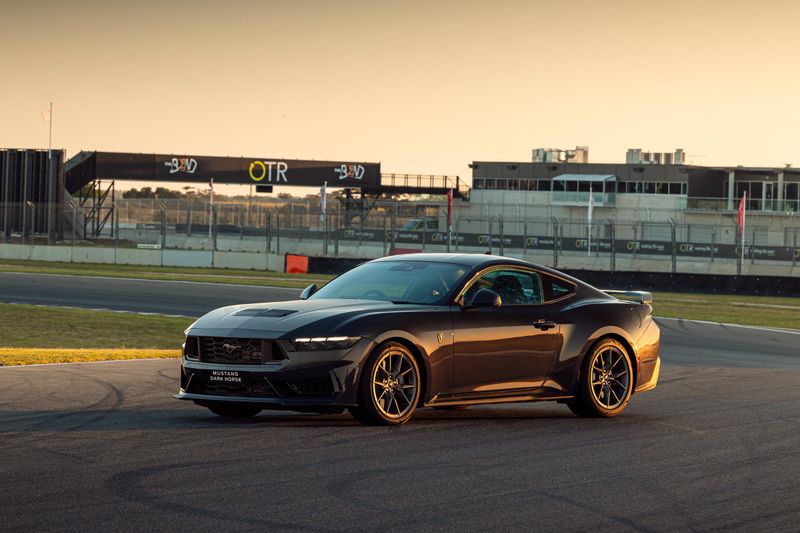 Mustang Dark Horse side