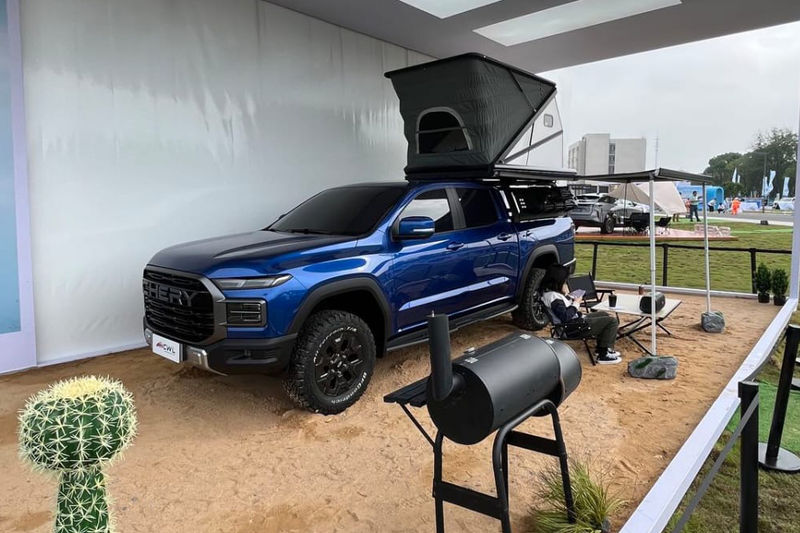 KP11 Chery bakkie concept profile view