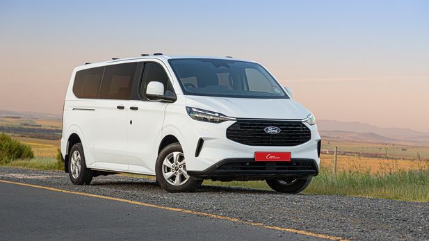 Revolutionär! Ford Tourneo Custom 2025 Enthüllt! - fcr8ius