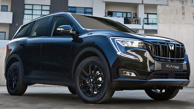 Mahindra XUV700 Black Edition (2024) Price & Specs