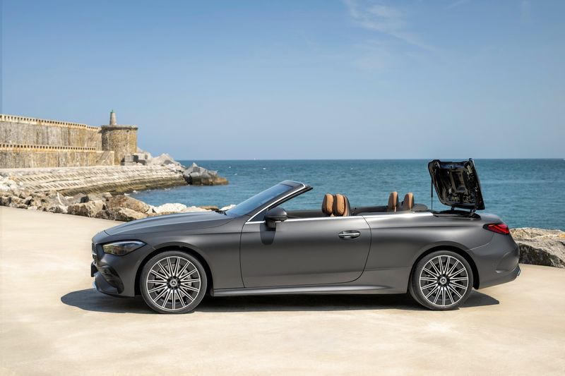 Mercedes-Benz CLE Convertible top down