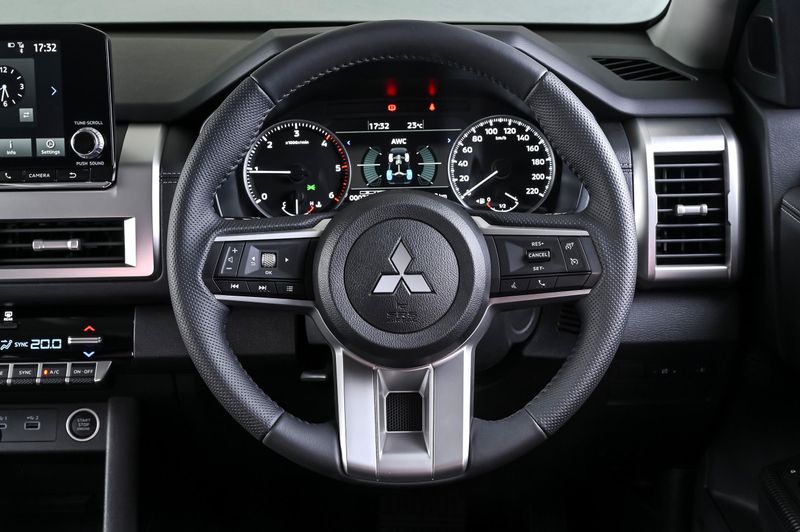 Mitsubishi Triton Steering 