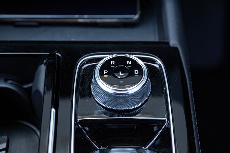 Ford Territory Titanium transmission selector.
