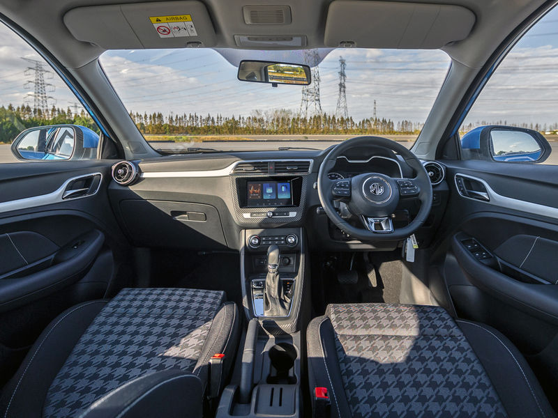 MG ZS interior