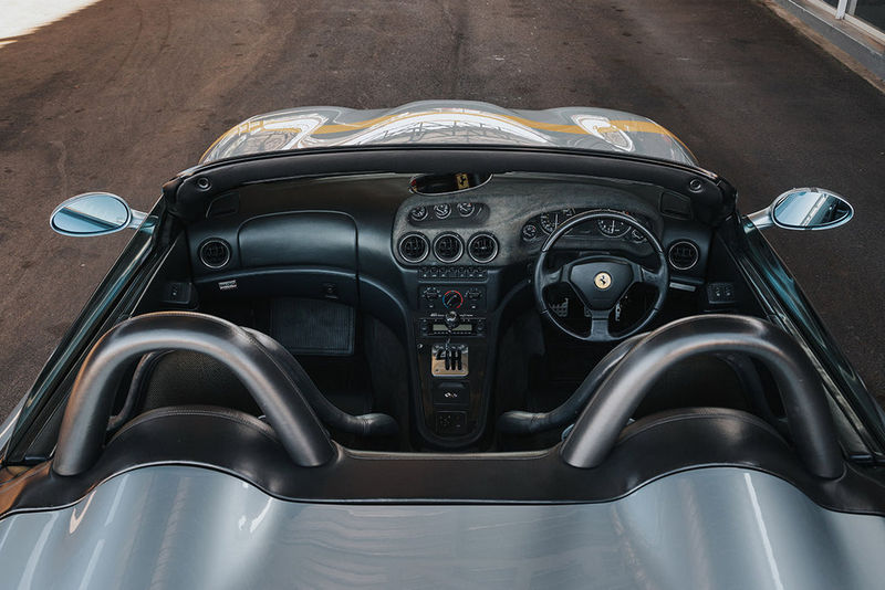 Ferrari 550 Barchetta cockpit