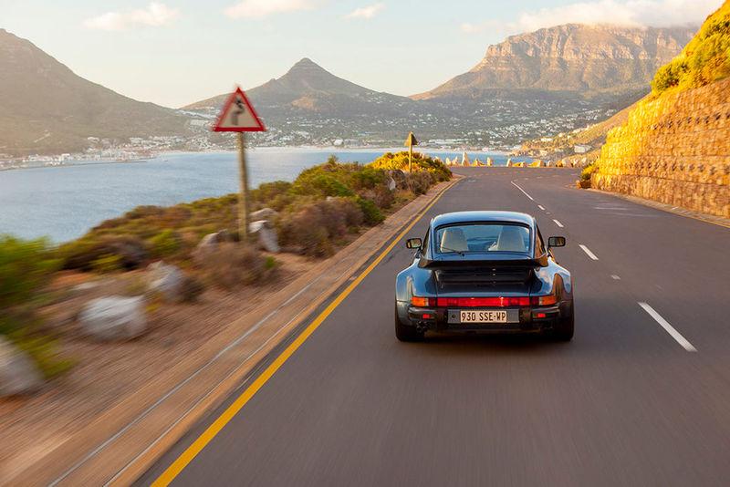 Porsche 911 Turbo SE Flachbau ("flat nose") rear tracking shot