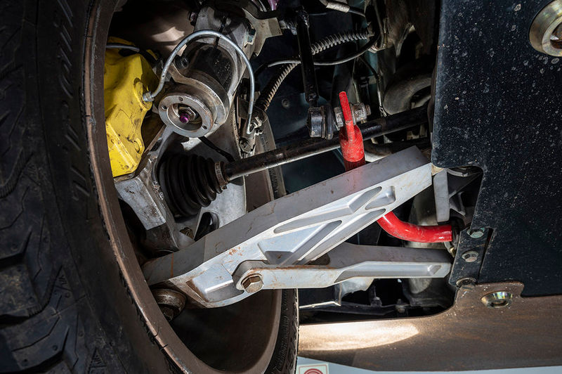 Porsche 911 "Safari" suspension close-up