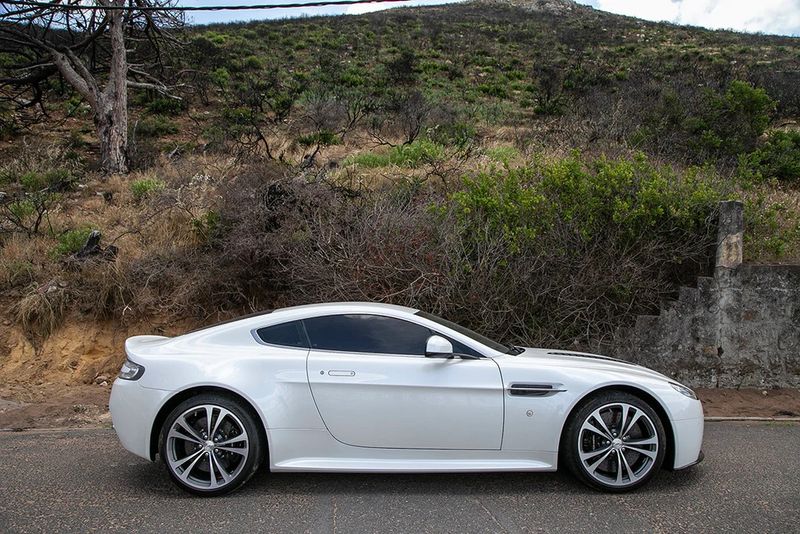 Aston Martin V12 Vantage profile view
