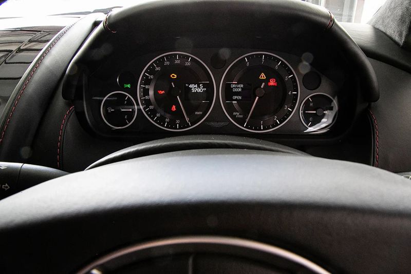 Aston Martin V12 Vantage instrument cluster