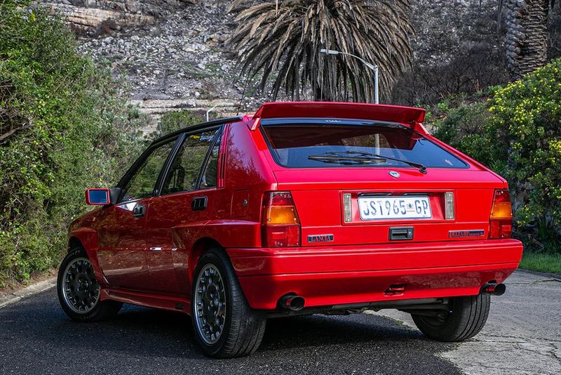 Lancia Delta HF Integrale rear three-quarter view