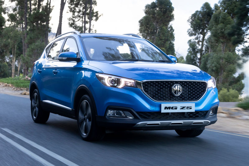 MG ZS front tracking shot