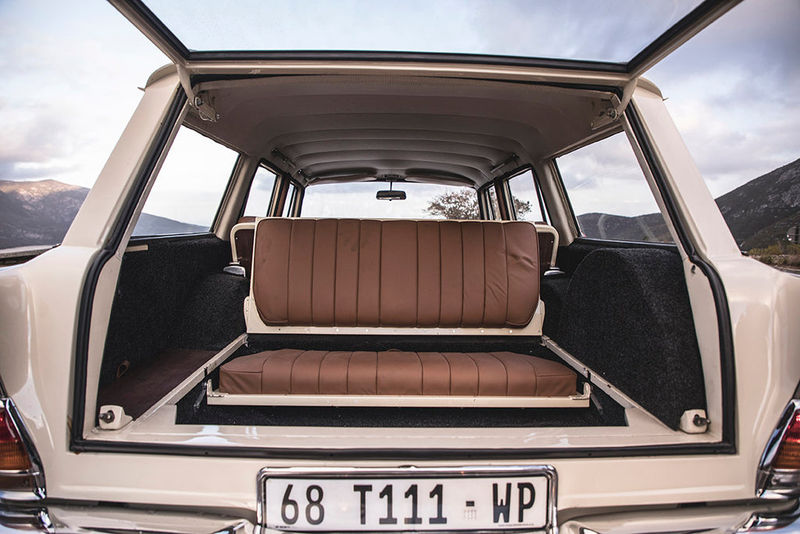 Mercedes-Benz 230S Fintail Estate 3rd row