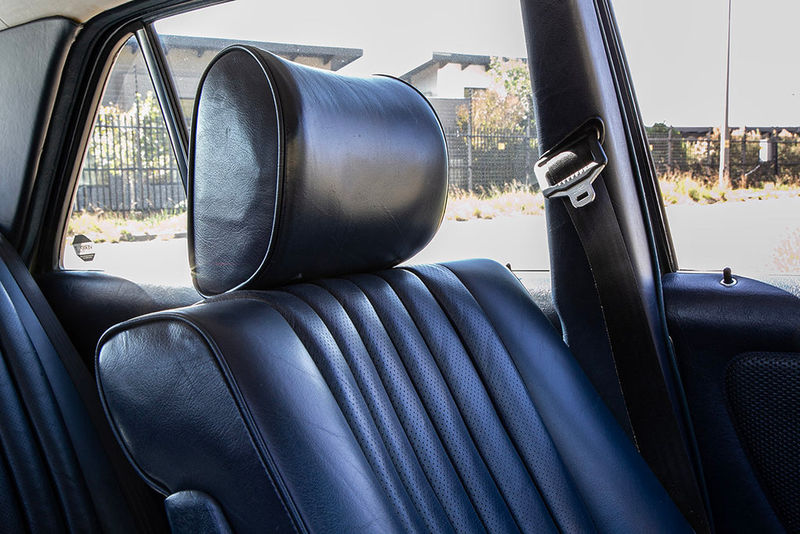 Mercedes-Benz W123 front headrest
