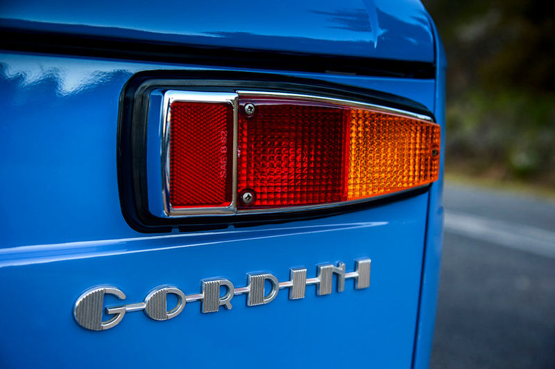 Renault R8 Gordini tail light lens