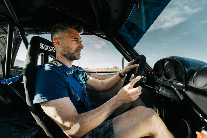 Wilhelm Lutjeharms driving the Mercedes-Benz 450SLC 5.0 Mampe tribute