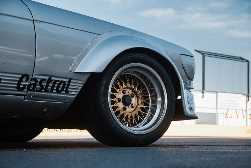 Mercedes-Benz 450SLC 5.0 Mampe tribute wheel arches
