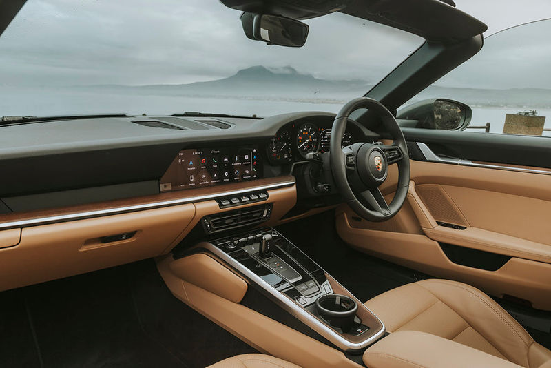 Porsche 911 Targa 4 fascia