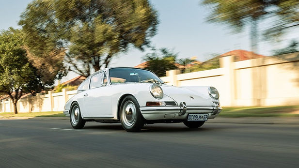 1965 Porsche 911: Classic Drive