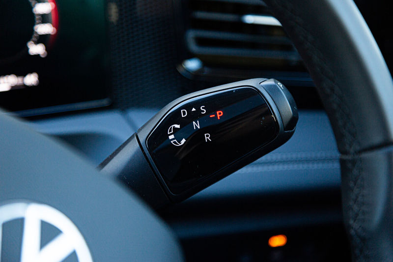2025 Volkswagen Tiguan transmission stalk