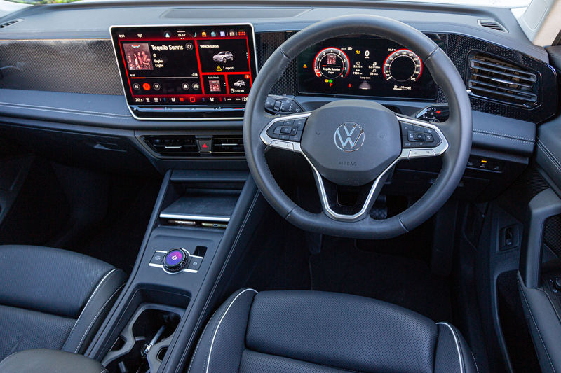 2025 Volkswagen Tiguan front of cabin