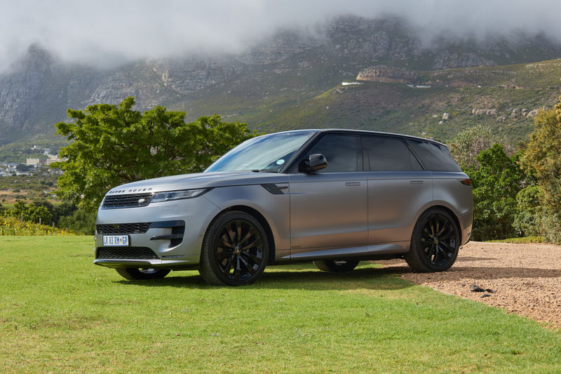 Range Rover Sport profile view
