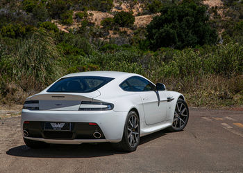 Aston Martin V8 Vantage: Classic Drive