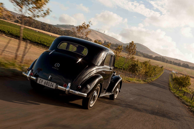 Mercedes-Benz 170S rear view