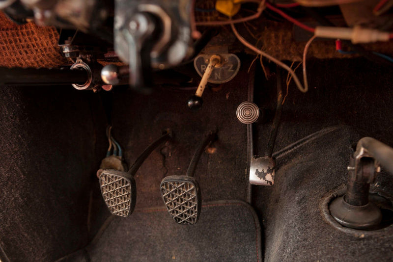 Mercedes-Benz 170S pedals