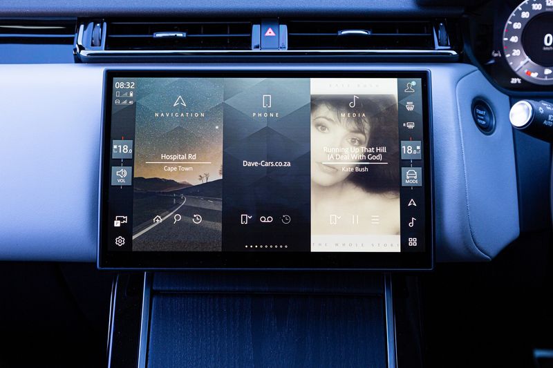 Range Rover Velar PHEV Meridian audio