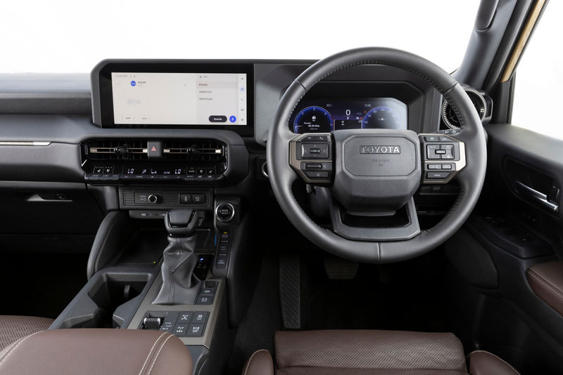 Toyota Land Cruiser Prado Interior