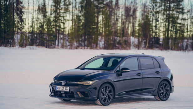 VW Golf 8.5 R on ice – A 4Motion celebration