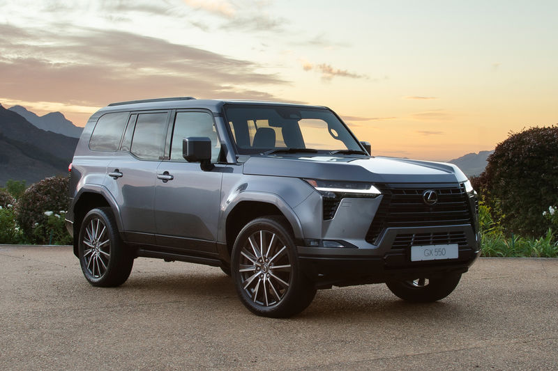 Lexus GX front