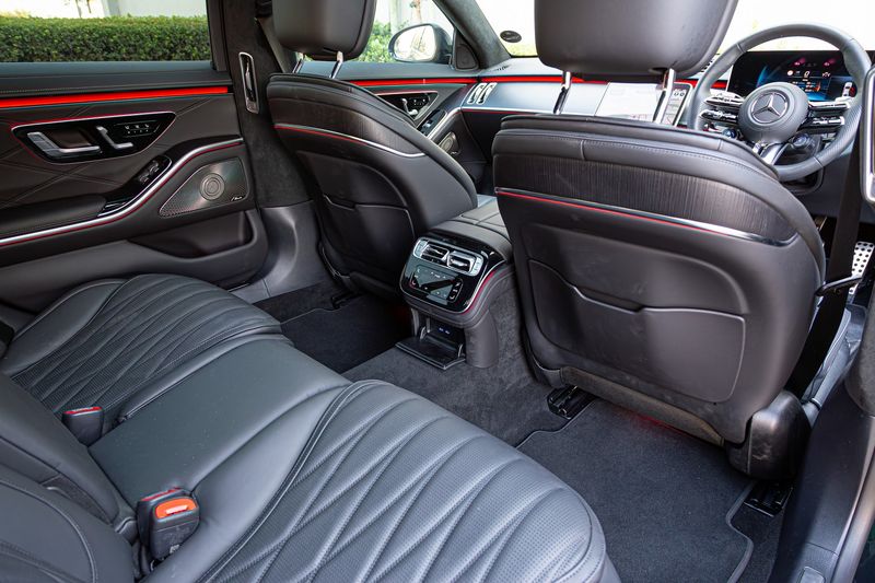 Mercedes-AMG S63 E Performance rear bench