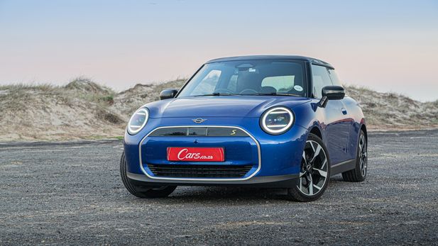 Mini Cooper SE (2025) Review