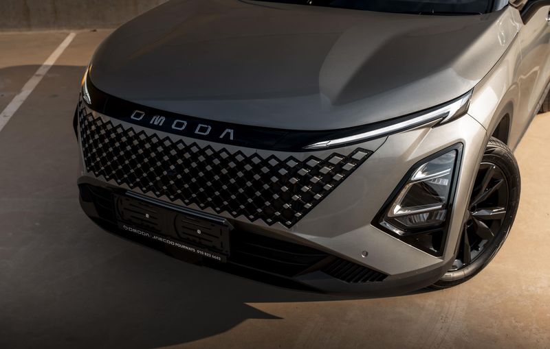 Omoda C5 X Series grille