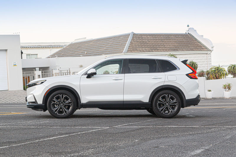 2025 Honda CR-V profile view