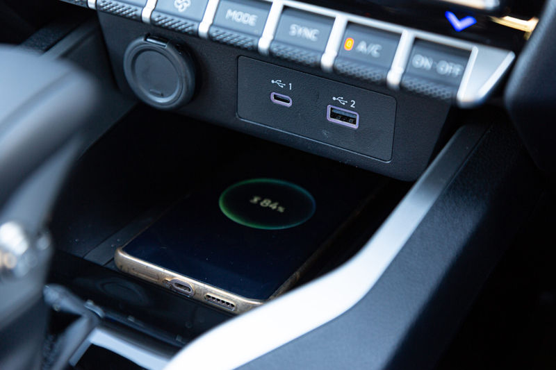 Mitsubishi Outlander Sport wireless charging pad