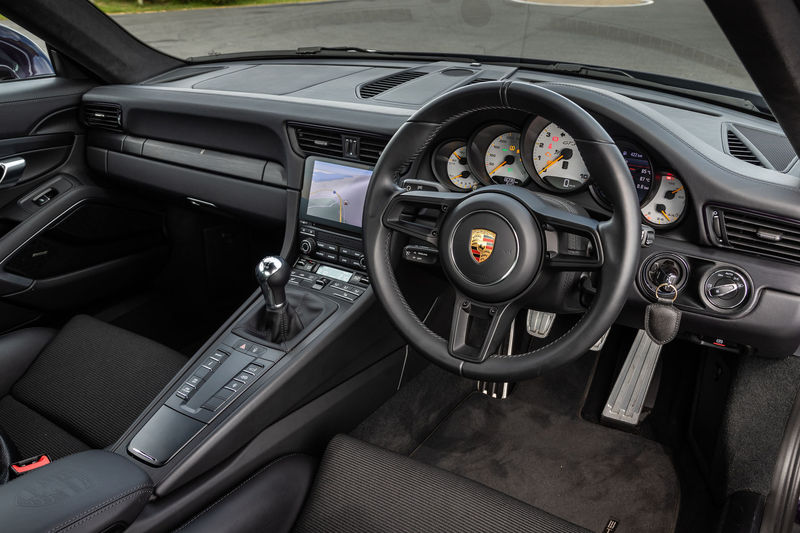 Porsche 911 GT3 Touring driver's view