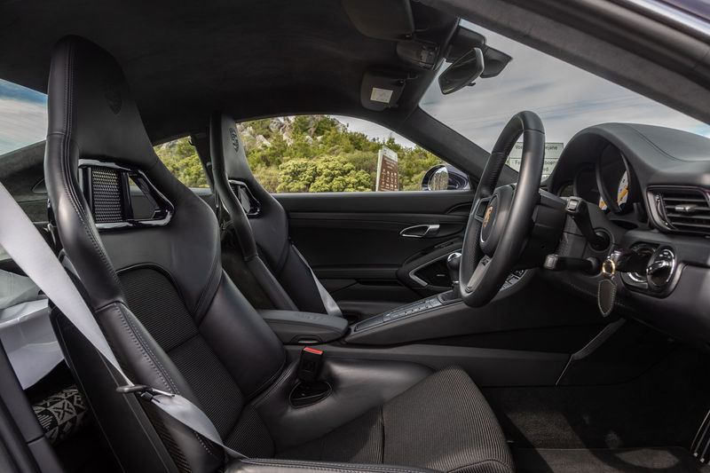 Porsche 911 GT3 Touring sports seats